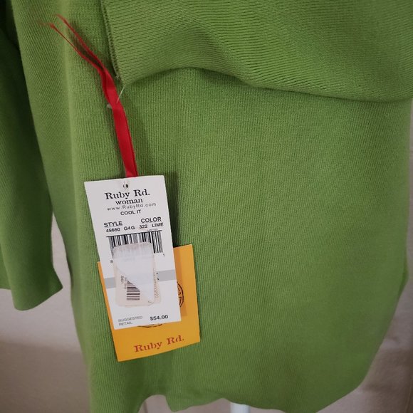 NWT - Ruby Rd Top - Picture 3 of 6
